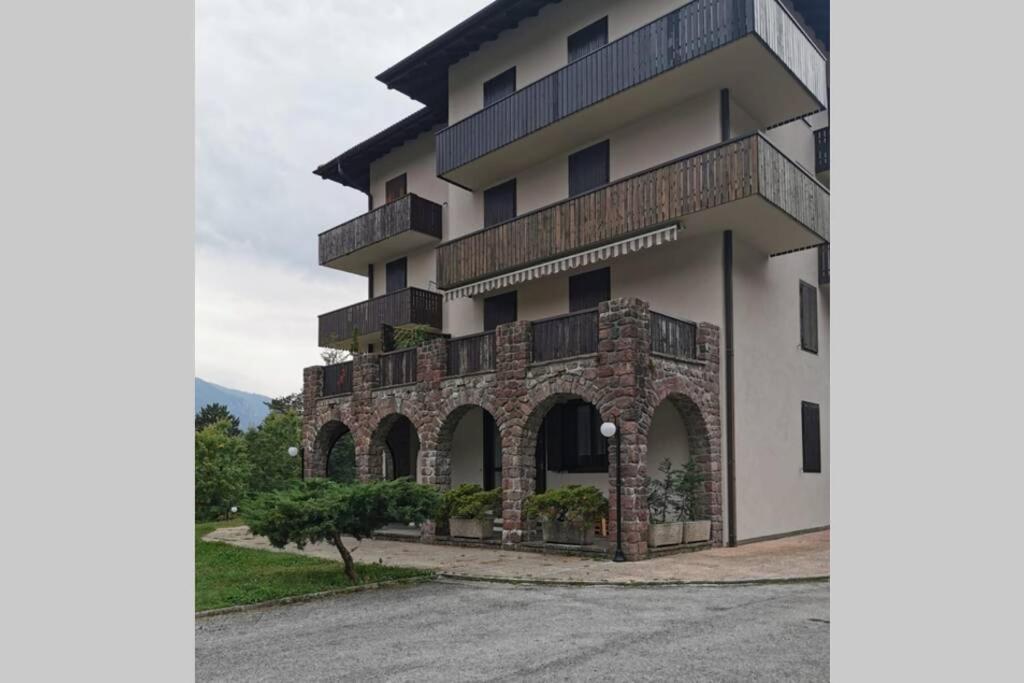Appartamento Residence Castel Carlotta Levico Terme Extérieur photo
